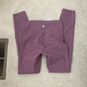 LIKE NEW! “FIGU” Train Times 7/8 Tight 🍋